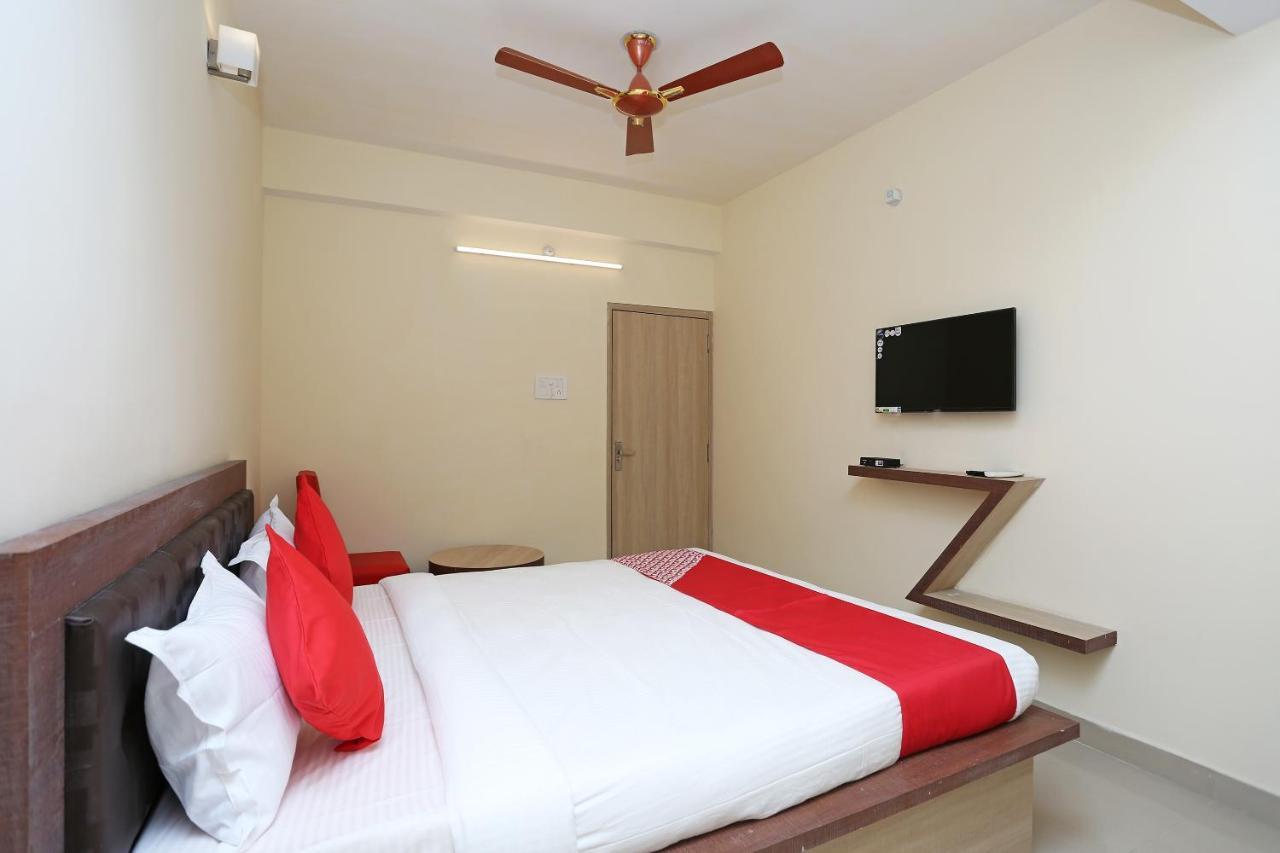 Oyo Flagship 11549 Crystal Inn Jamshedpur Extérieur photo