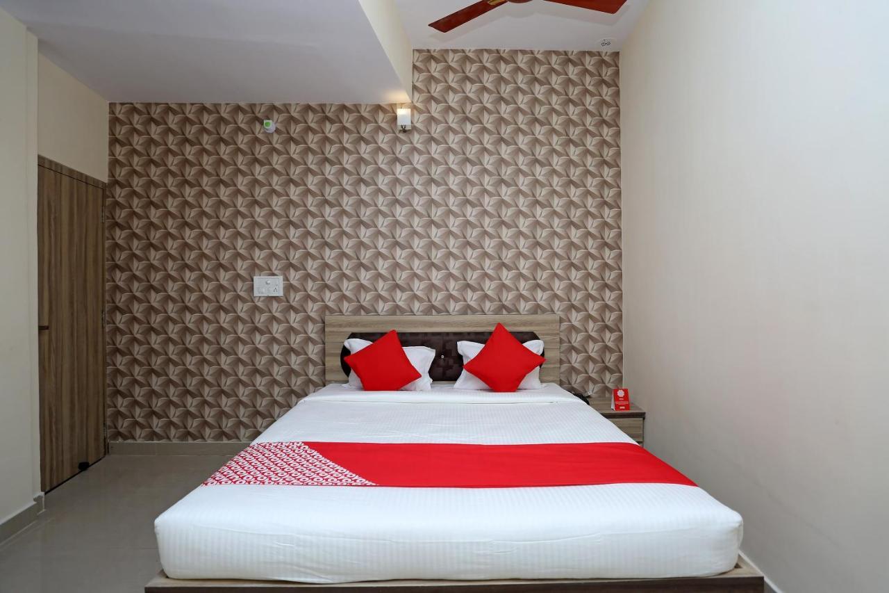 Oyo Flagship 11549 Crystal Inn Jamshedpur Extérieur photo